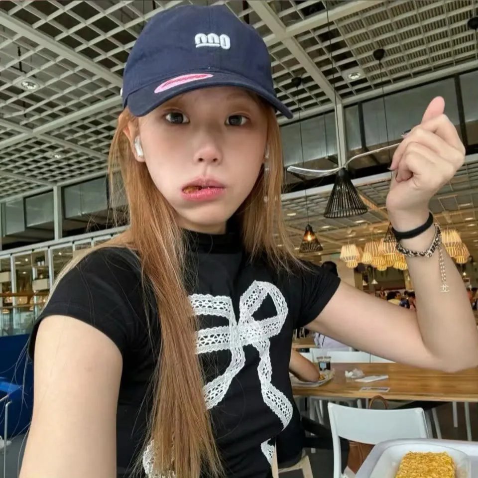 潜入前兄妹封面